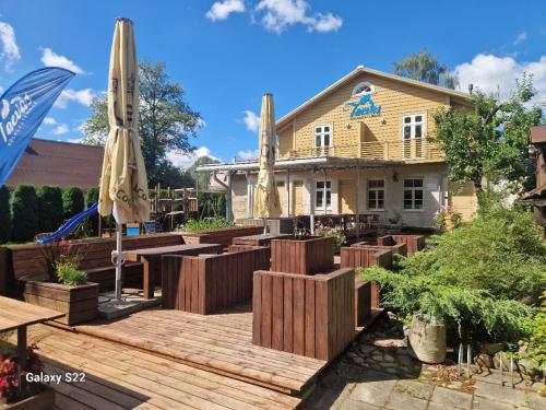 Exterior view, Taevas Kulalistemaja in Voru