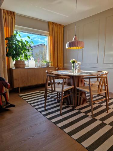 Stylish & Spacious Penthouse in Rovaniemi, Feel the Christmas Magic!, Rovaniemi