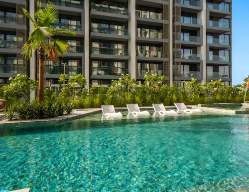 Stylish Dubai Hills Studio with Rooftop Pool and Gym, Dubai