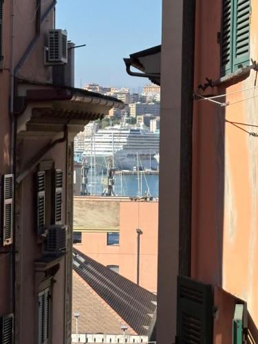 La casa nel vicolo-Casa Vittoria, Genova (foto 3)