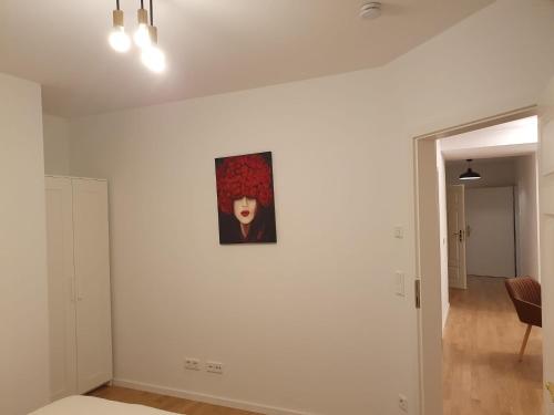 75m2 lichtdurchflutete 3 Zimmer Souterrain Wohnung in einem Neubau Villa, Mnichov (fotografie 9)
