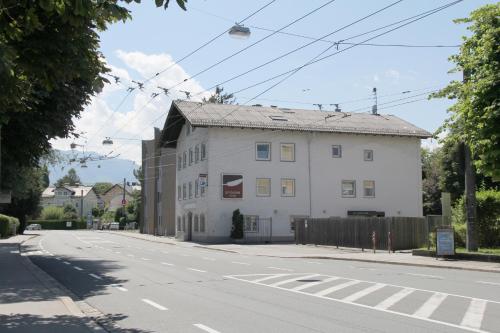 Snooze Guesthouse, Pension in Salzburg