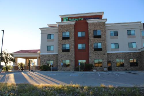 Holiday Inn Express & Suites Truth Or Consequences an IHG Hotel - image 11