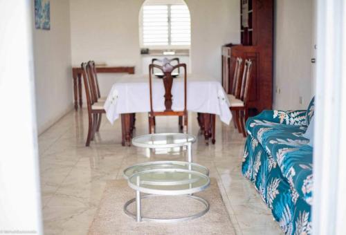 Castles in Paradise 2bd Apt C3 by ZenBreak, Rouarné (fotografie 9)