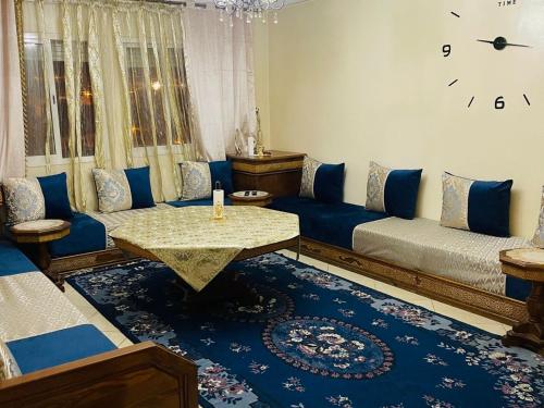 Sunny Coastal Stay Stunning Views in Charaf
