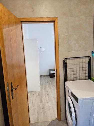 Ganze Ferienwohnung - Apartment to rent in Hohenstein-Ernstthal