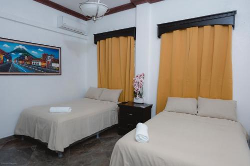 2 double beds