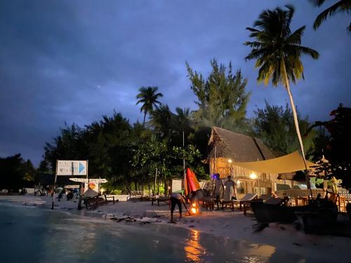 pludmale, Mpole Bungalows, Michamvi, Zanzibar. in Michamvi