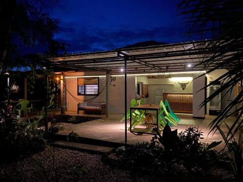 Garden, Native Bijagos in Bolama