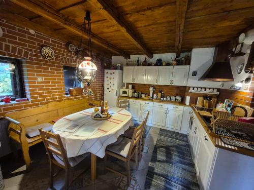 Székelykapu vendégház (Szekelykapu vendeghaz) in มาทรัสเซนทิเมอร์