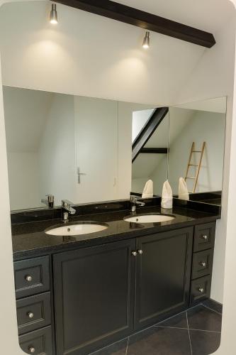 Fürdőszoba, Domaine en Sologne "Les 40 Chênes" (Domaine en Sologne "Les 40 Chenes") in Selles-Saint-Denis