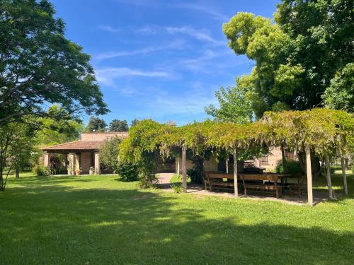 Amambay Casa de Campo y Arte en Areco