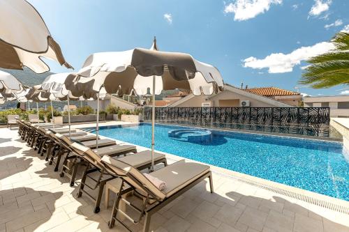 Sun Village Aparthotel