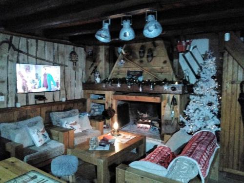 Chalet typique des Pyrénées (Chalet typique des Pyrenees) in Saint-Beat