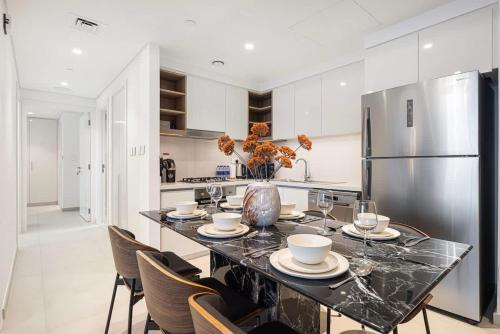 Prime Downtown Location 2BR Walk to Dubai Mall, Dubaj (zdjęcie 3)
