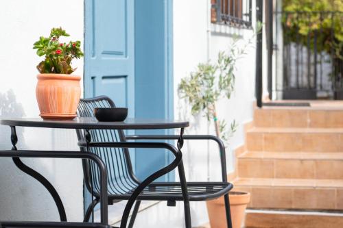 Sky House in Old Town Xanthi 2BR - Meno Homes 9