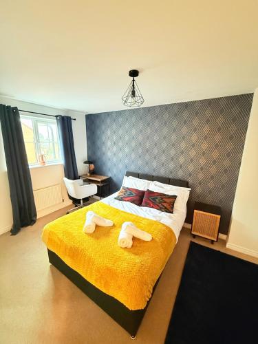 Stylish Townhouse in Rugby, sleeps up to 9! in โอเวอร์สเลด