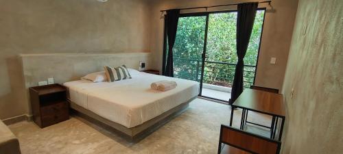 CASA SOLFE siete nueve nueve – khách sạn tại Macario Gomez