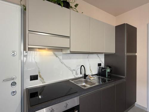 Alfieri4 - Netflix-Parking-Supermarket-Centro