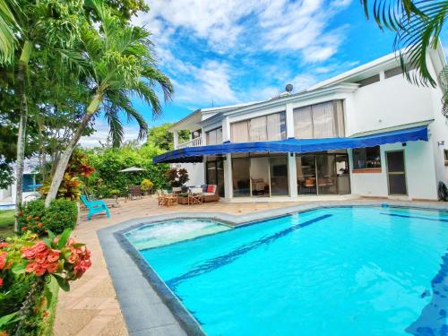 Country House, EL PEÑON Condominium