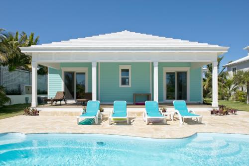 Aqua Villa home in Governors Harbour
