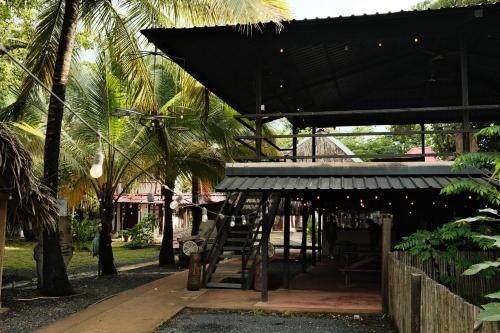 La Choza Playa Venao in Las Escobas del Venado