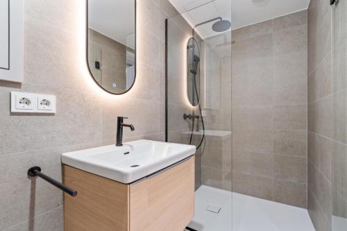 New Studio with Balcony- 1GB - 10 min City Center REF37, Luxemburgo (foto 7)