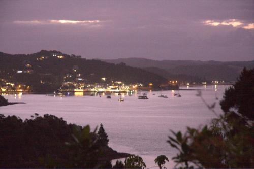The Tawnys Gatehouse in Russell