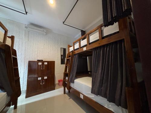 Suwardika Homestay & Dormitory in Sanur