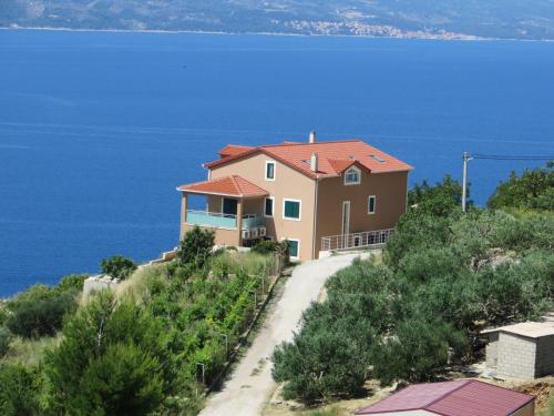  Apartments Noah, Pension in Stanići