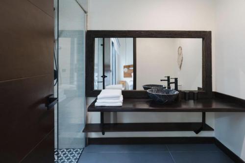 4Bed Luxury Villa with 2 Private Pools in Tulum, Mexico