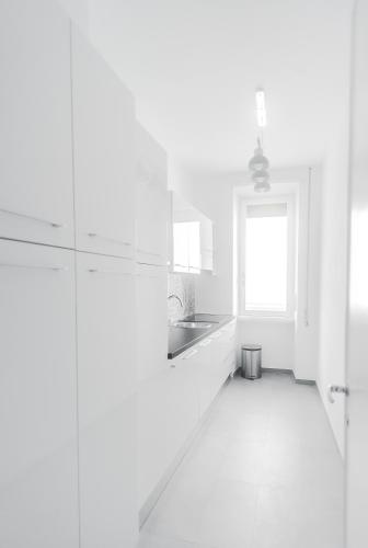 Gatsby Guest House - image 3