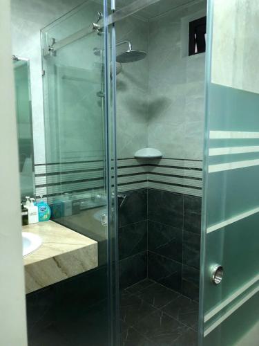 Shower, Hotel Nam Son in Nui Deo Town