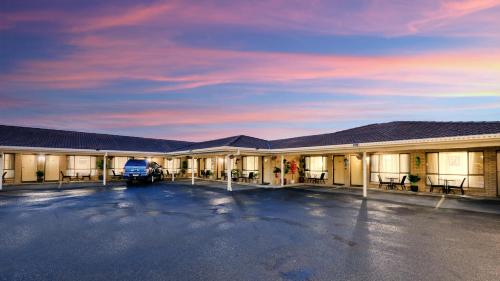 A szálláshely kívülről, Top of the Town Motel in Inverell