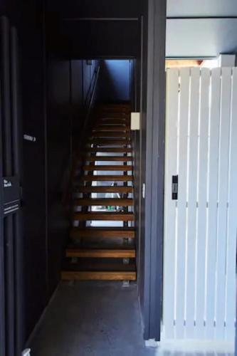 Studio 34 Bayshore Drive - image 3