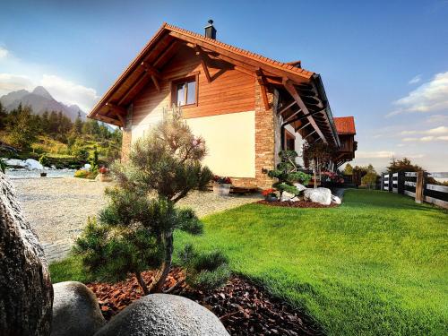 Exterior view of Panoramic Mountain Residence