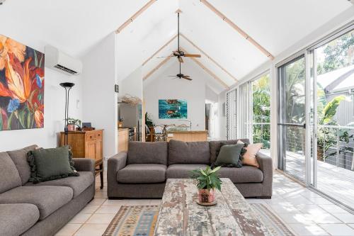 Belongil Summerhouse 12 Childe Street in หาดเบลองกิล
