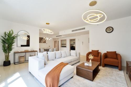 Elegant and Spacious 3-bedroom in JBR, Dubai