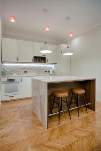 Luxury and stylish apartment in the heart of the city, Sofia (Foto 10)