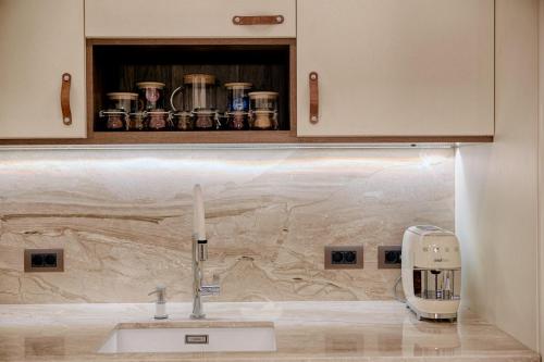 Luxury and stylish apartment in the heart of the city, Sofia (Foto 8)