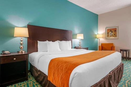 Comfort Inn & Suites Fort Lauderdale West Turnpike in Fort Lauderdale, USA