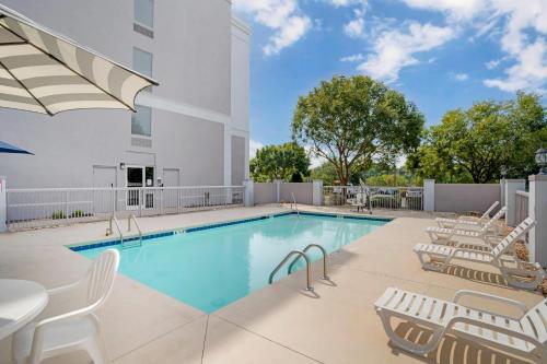 Comfort Suites Gastonia - Charlotte - image 6