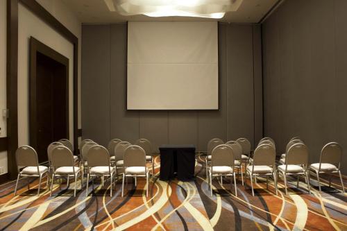 76246357 HS HOTSSON Hotel Leon