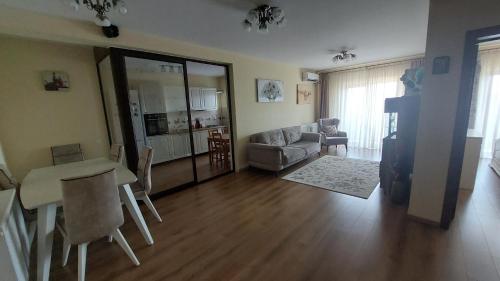 Alex Studio, Тыргу-Муреш