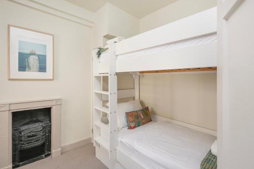 Monmouth St Townhouse sleeps 10, Бат (фото 9)