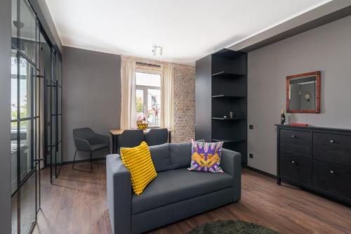 Sunny 1BR Apartment near Park & Stadium, Riga (fotografie 3)
