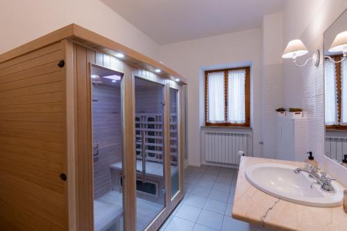 ซาวน่า, La casetta nel borgo in ใจกลางเมืองโตดิ