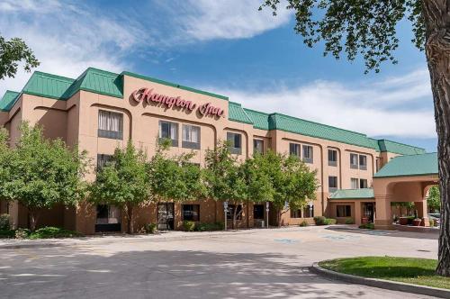 Hampton Inn Fort Collins - image 11