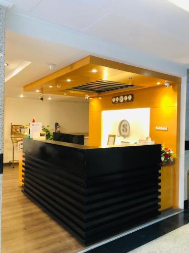 アジュマーン Sara Hotel Apartments 1つ星 ホテル 外観