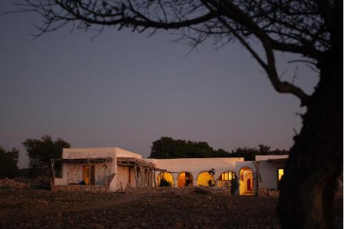 Exterior view, Wilde Tigmi in Tisrharine